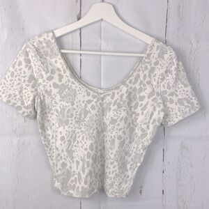 NWOT Lululemon Align Tee